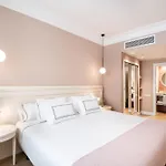 Melia Plaza Ξενοδοχείο 4*