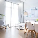 Adarve Flats شقة