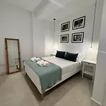 Romantic In Cabanyal By Virkin * Valence