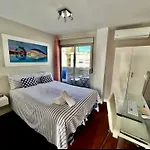 Privada Con Bano En Un Moderno Y Centrico Atico En Ciutat Vella Rum i privatbostad *