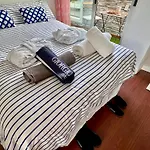 Privada Con Bano En Un Moderno Y Centrico Atico En Ciutat Vella * Valencie