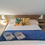 Patacona Guest house