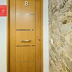 Invalencia - Tree Plaza B With Terrace Apartment *