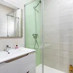Guest Ready - Bright Flat Well‑located Urban Apartmán