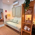 Travel Habitat Loft Sea & Port