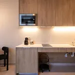 Loft - B 1-6 Smart Access & Urban Calm فالنسيا