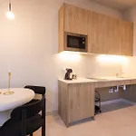 Loft - B 1-6 Smart Access & Urban Calm فالنسيا