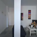 Apartment La De