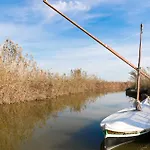 Amazing In With Swimming Pool Valência