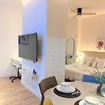 Apartment Estudio 4 Ejecutivo Lujoso Y Equipado By Vidacalma Valencia