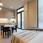 شقة Loft - B 1-6 Smart Access & Urban Calm *