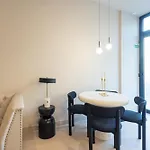 Loft - B 1-6 Smart Access & Urban Calm فالنسيا
