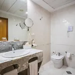 Ξενοδοχείο Melia Plaza 4*