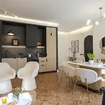Denia Ii Boutique In Ruzafa