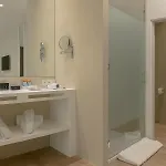 Melia Plaza 4*
