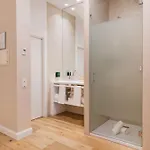 ميليا بلازا فندق 4*