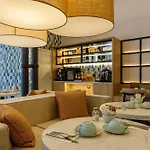 فندق Petit Palace Plaza De La Reina