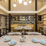 ホテル Petit Palace Plaza De La Reina