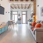 Cozy With Terrace In Ruzafa By Invalencia Valencie
