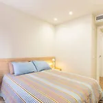 Brand New And Stylish 1 Bdr By Invalencia