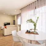 Brand New And Stylish 1 Bdr By Invalencia