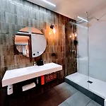 Apartment The 153 *