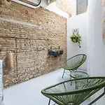 Cozy With Terrace In Ruzafa By Invalencia Valencie