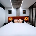 Apartment The 153