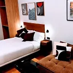 Apartment The 153 *