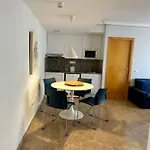 Plaza Picasso Apartment *