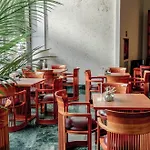 Melia Plaza 酒店 4*