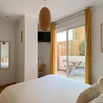 Garden 4*