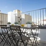 Singularstays Mercado Central *