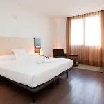 Hotel Ilunion Aqua 4 4*
