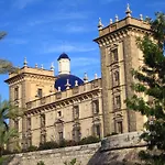 Turia San Pio V 아파트