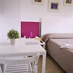 Suits You: Adults-only Centro Historico With Auto Check-in Hotel 2*