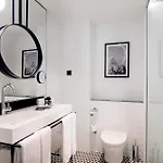 Hotel One Shot Reina Victoria 4*