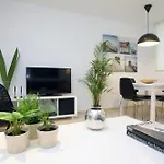 Singularstays Mercado Central Apartment *