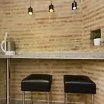 Total Elegance Apartment