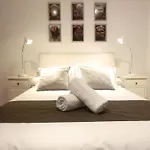 Total Elegance Apartment