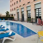 Express Ciudad De Ciencias By Ihg Hotell Valencia
