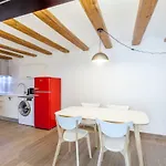 Apartman Apartup Market Ii *