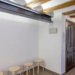 Apartup Market Ii *