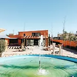 Mom La Punta