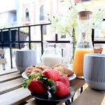 Atico Loft Ruzafa شقة *