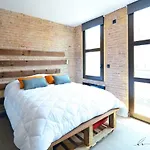 Casita En El Cabanal Con Patio 別荘 *