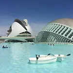 Apto En Ciudad De Ciencias Y Cerca Playa * 瓦伦西亚
