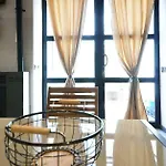 Casita En El Cabanal Con Patio *