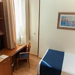 Rh Sorolla Centro Otel 3*
