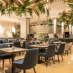Ilunion 4 Hotel 4*